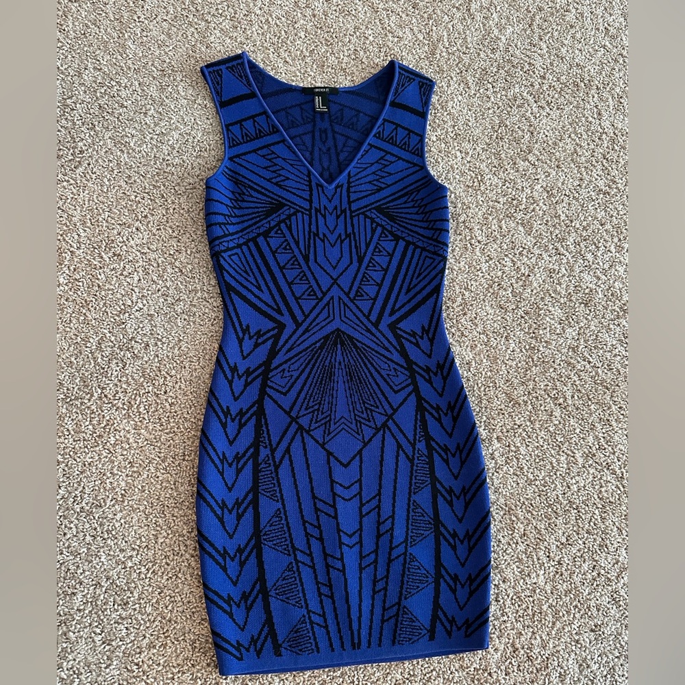 Forever 21 Blue body con mini dress (excellent condition!)
